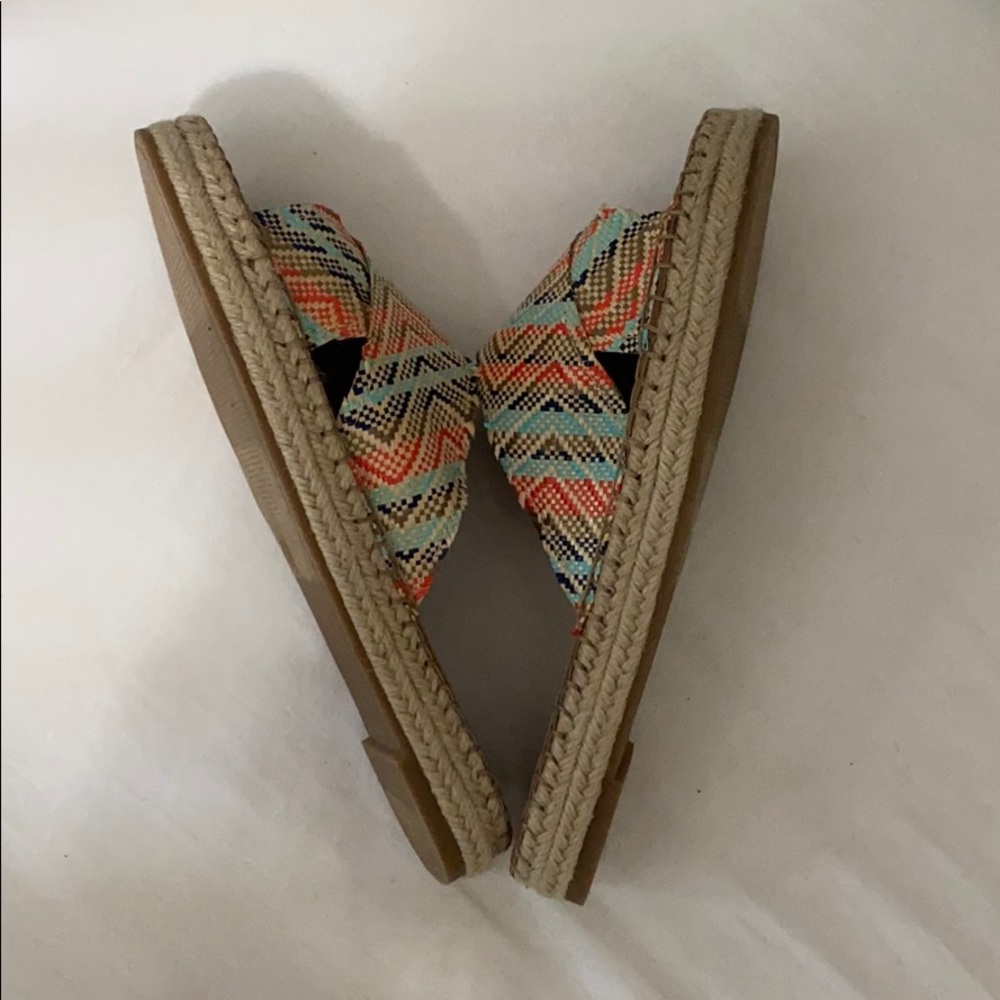 Sandals - Picture 2 of 4